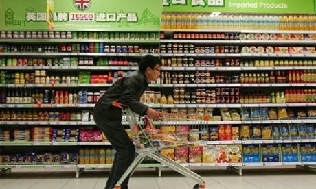 Supermarket shopper in China 