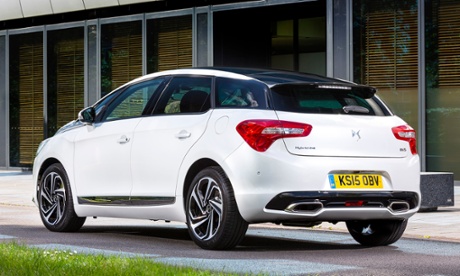 Rear view: the back of the DS 5, featuring the new logo and twin exhausts.