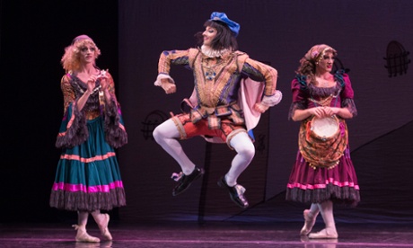 Trocks dancers Boris Nowitsky, Varvara Bractchikova and Eugenia Repelskii in Don Quixote