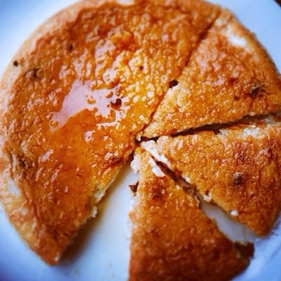 detoutcouer Limousin's GuardianWitness  pic of her rice pudding cake stuffed with raisins.