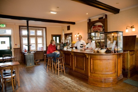 The bar at Carnforth station.