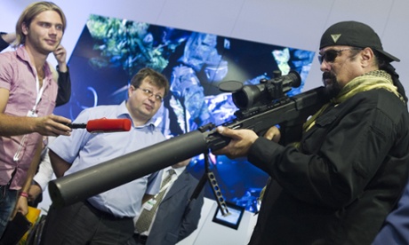 Steven Seagal gets to grips with some hardware