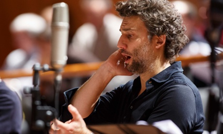 Jonas Kaufmann recording Aida for Warner Classics