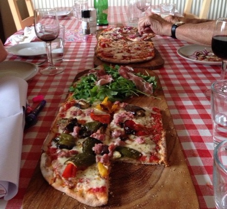 Pizza at Osteria pop-up