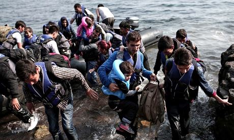 Syrian refugees land on the shores of th
