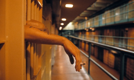 Smoking in prison