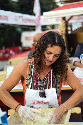 Susan Smillie kneading dough on a pizza masterclass in Naples