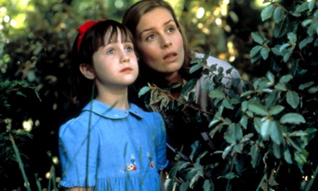 Mara Wilson as Matilda and Embeth Davidtz as Miss Honey.