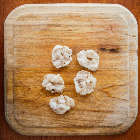 The finished fried pizzle.