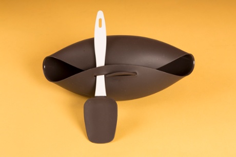 The helpful Lékué bread kit.