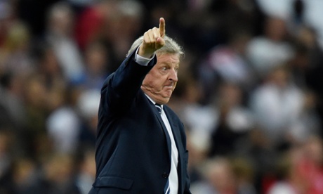 Roy Hodgson has not been set a specific target at Euro 2016 to trigger a new England contract.