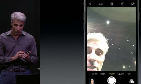 3D Touch being used to preview a selfie.