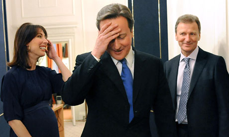 David Cameron with his wife and Sir Gus O'Donnell 