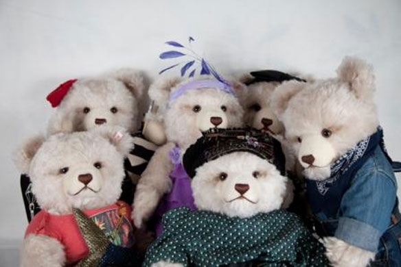 Steiff bears for charity: Steiff bears for charity auction