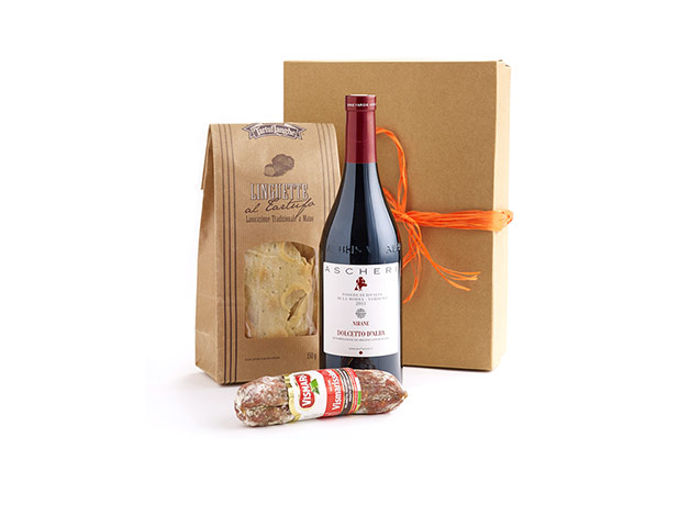 Father's Day gifts: Carluccios wine and salami gift box