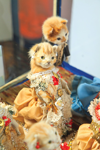 Potters Museum : The Kittens’ Wedding; c.1890