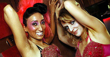 Hottest Celebrity Women on Shazia Mirza With One Of Her Hairy Models Backstage At The Cafe De