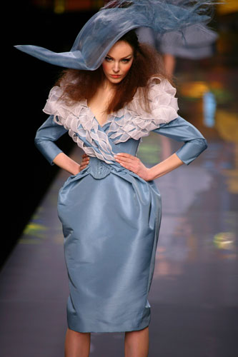 Gallery Monday Haute Couture: Model wearing Christian Dior couture