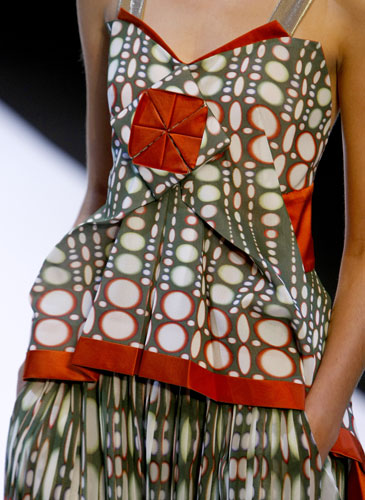 Paris fashion Thurs: A model wears Hiroko Koshino