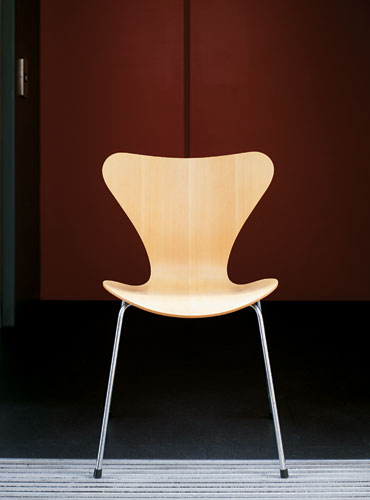 10 iconic chairs: Model 3107