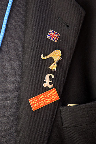 Tory conference fashion: Conservative delegates arrive