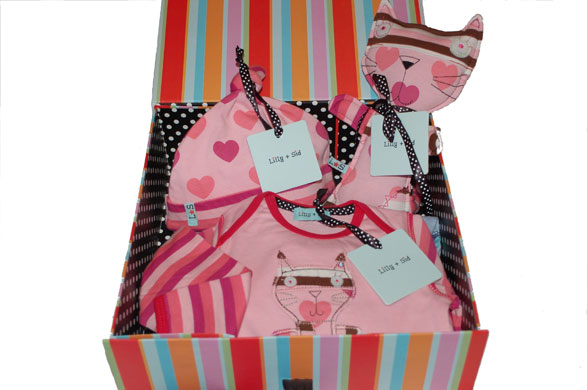 Gifts for babies: Christmas gifts for babies - Lilly and Sid box