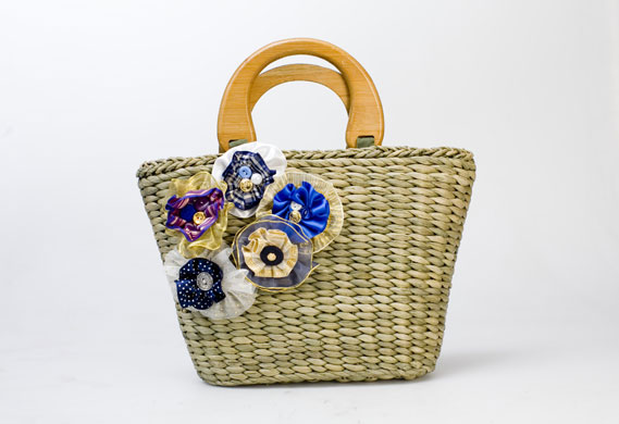 Make your own brooches: Make your own brooches