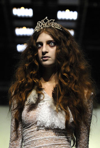 LFW: weekend roundup: A model wears Ann-Sophie Back 