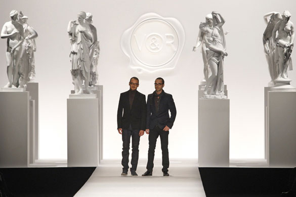 Paris FW: Monday: Viktor and Rolf appear