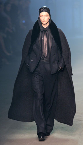 Paris FW: Wednesday: A model wears Hermes