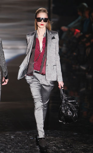 MFW: weekend roundup: A model wears Gucci