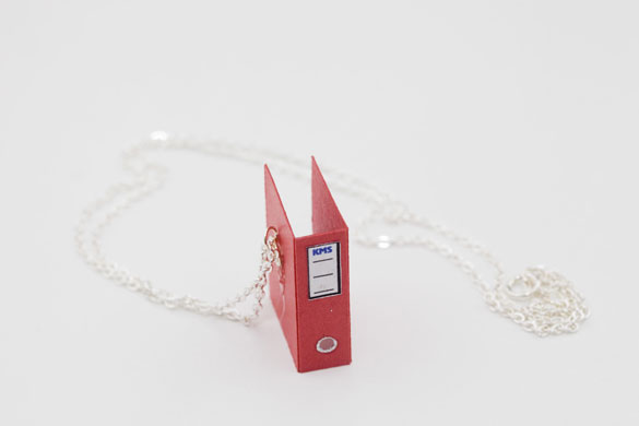 Jewellery: A file necklace