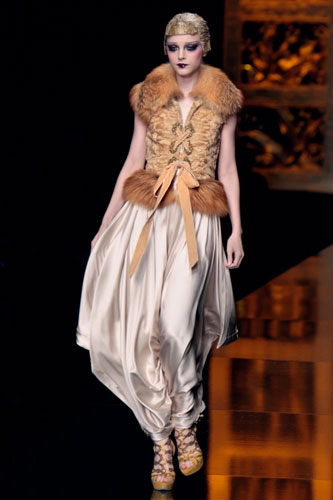 Paris FW Weekend: A model wears Dior