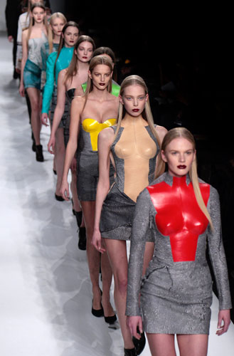 Paris FW Weekend: Models wear Hussein Chalayan