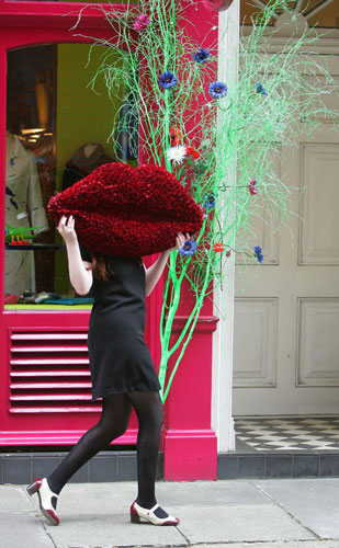 Chelsea weird stuff: Floral lips by Lulu Guinness for Sloane In Bloom