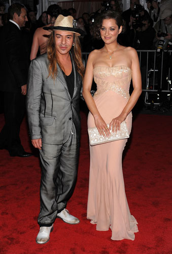 Met costume gala: John Galliano and Marion Cotillard