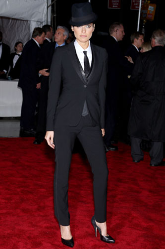 Met costume gala: Lake Bell