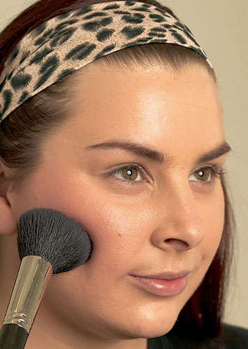 Lauren Luke : Lauren Luke's peachy glow