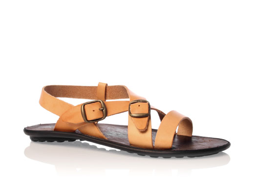 Fashion briefing: Kurt Geiger tan sandal