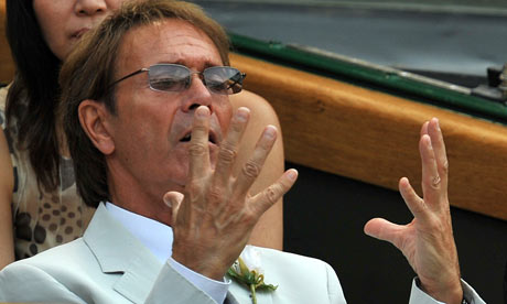 Lost in showbiz blog + Cliff Ri...