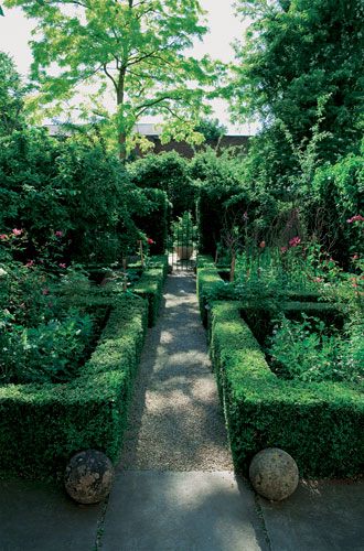 Nigel Slater's garden: Path