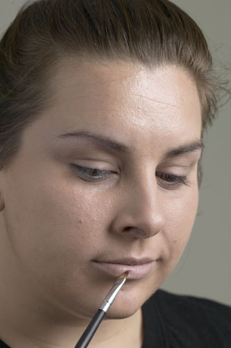 Get the look: Lauren Luke's party lips image 1