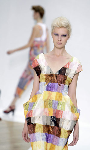 LFW weekend roundup: A model wears Nicole Farhi