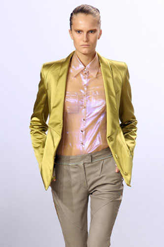 LFW weekend roundup: A model wears Matthew Williamson