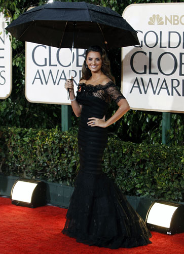 Golden Globes fashion: Penelope Cruz