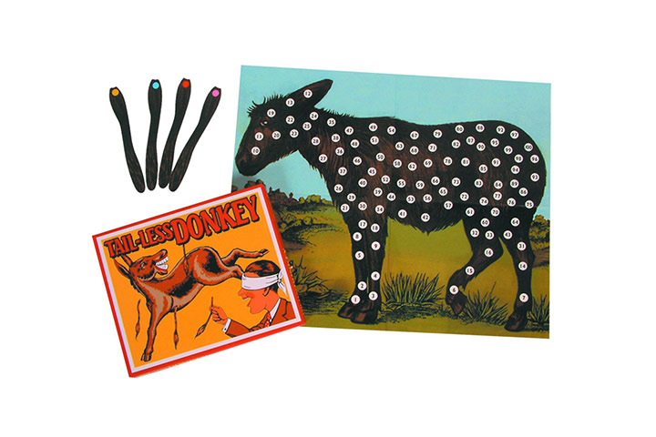 Christmas stockings kids: Pin the tail on the donkey