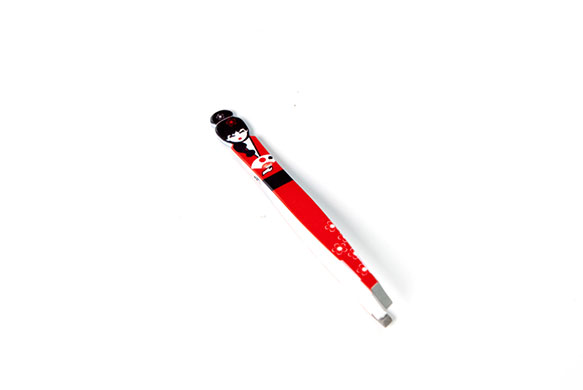 Eyebrow makeup: Mister Mascara tweezers