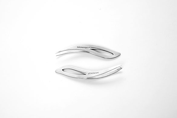 Eyebrow makeup: Japonesque mini tweezer set