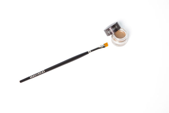 Eyebrow makeup: Laura Mercier brow definer brush and brow definer