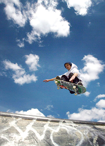 Skateboarding: Chris Oliver skateboarding